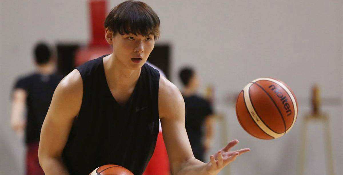 王哲林nba选秀(王哲林nba选秀现场)