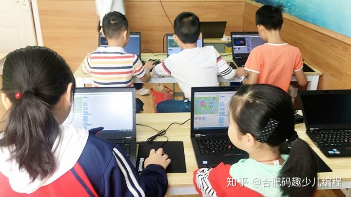 孩子到底要不要学编程课(编程到底是什么课程小孩有没必要学)